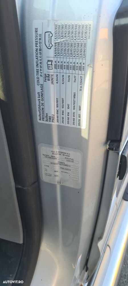 Volkswagen Transporter Caravelle Scurt (5 loc) - 10