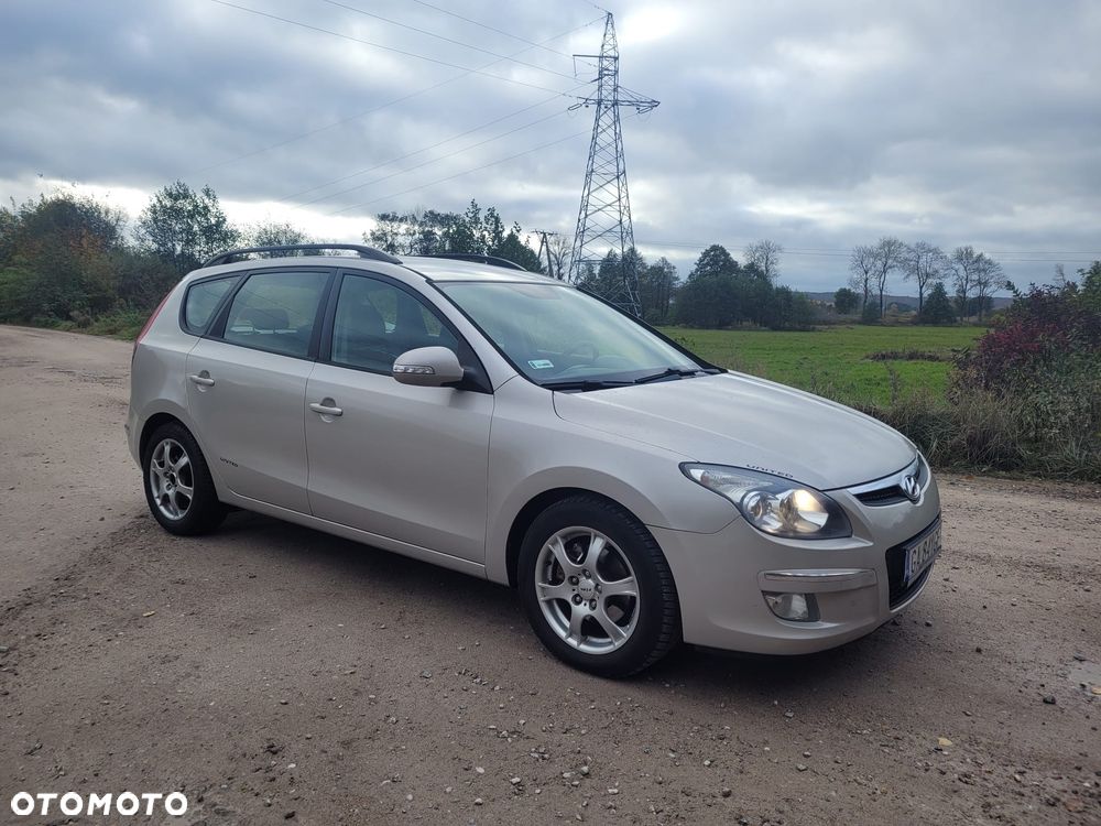 Hyundai i30 1.6 CRDi Classic + - 1