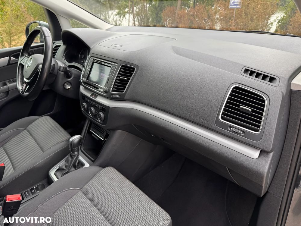 Volkswagen Sharan - 24