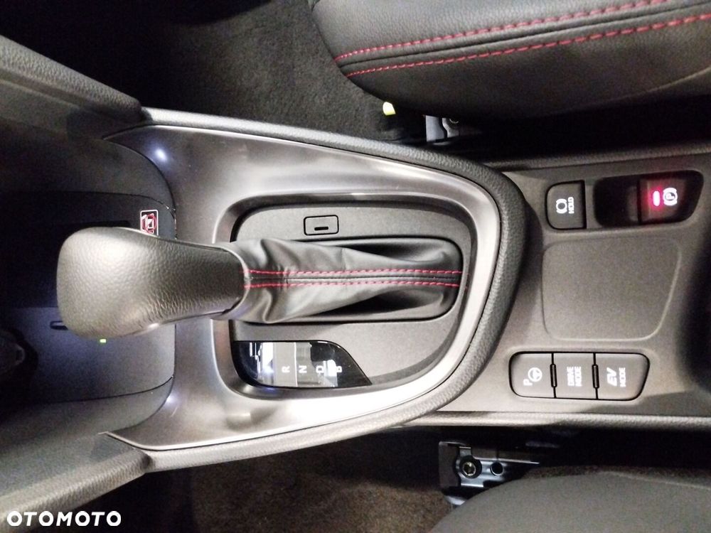 Toyota Yaris Cross Hybrid 1.5 GR Sport - 20