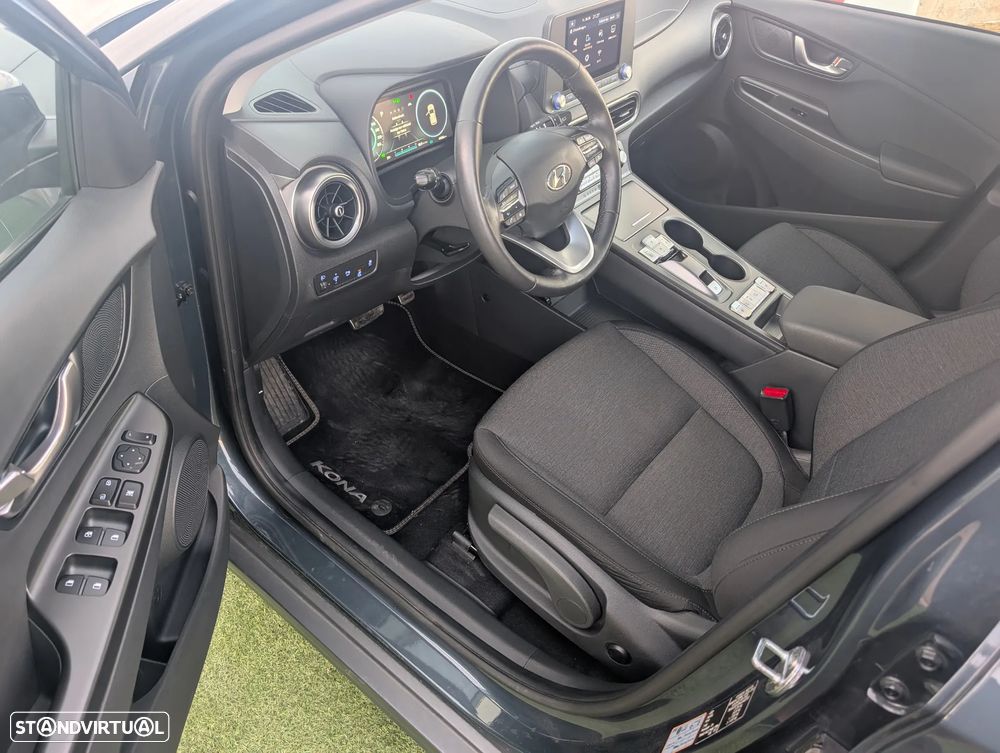 Hyundai Kauai EV 64 kWh Premium+LED - 11