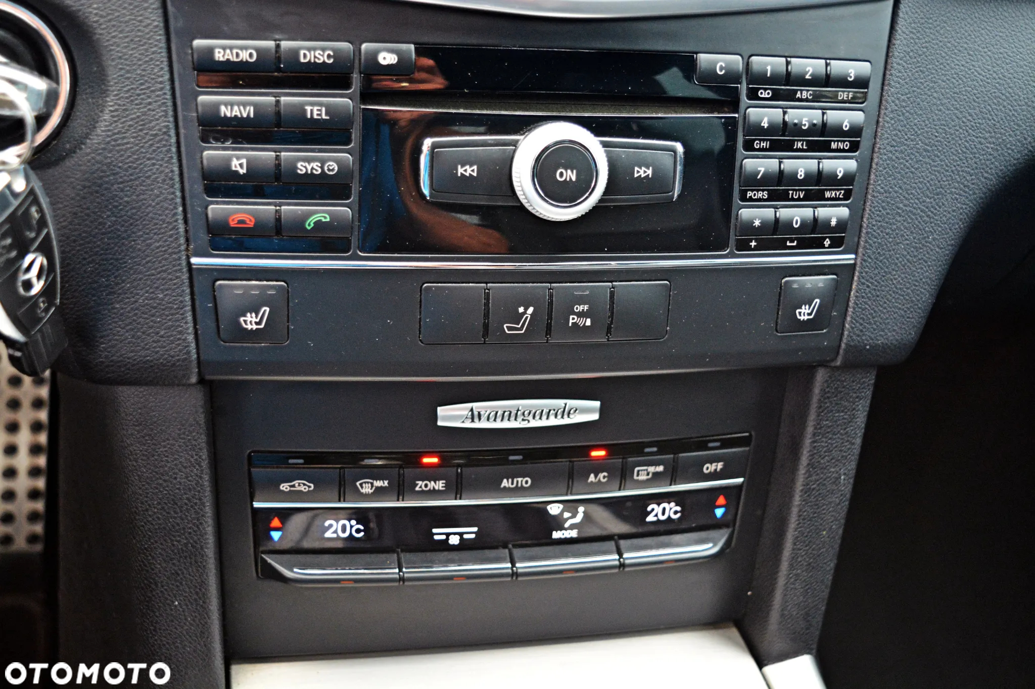 Mercedes-Benz Klasa E 250 T CDI DPF BlueEFFICIENCY 7G-TRONIC Avantgarde - 8