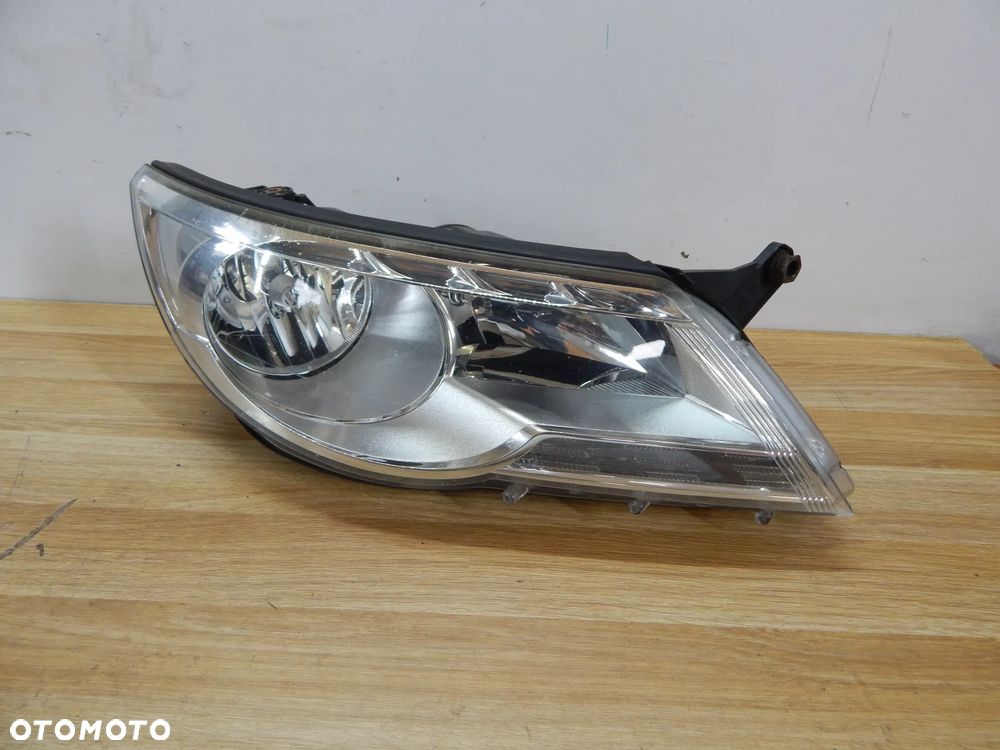 Lampa reflektor przód VW Tiguan I 5N 07-12 Łuków części - 2