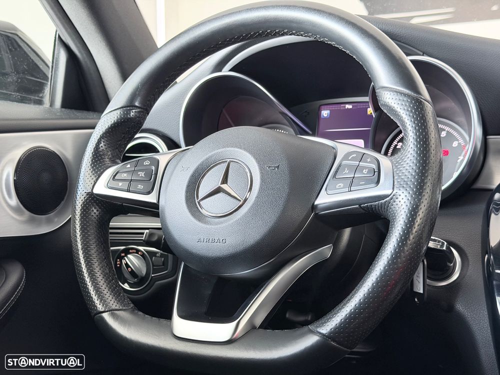 Mercedes-Benz C 180 AMG Line - 17