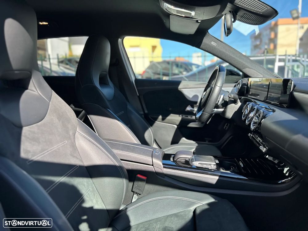 Mercedes-Benz A 250 e 8G-DCT Edition AMG Line - 32