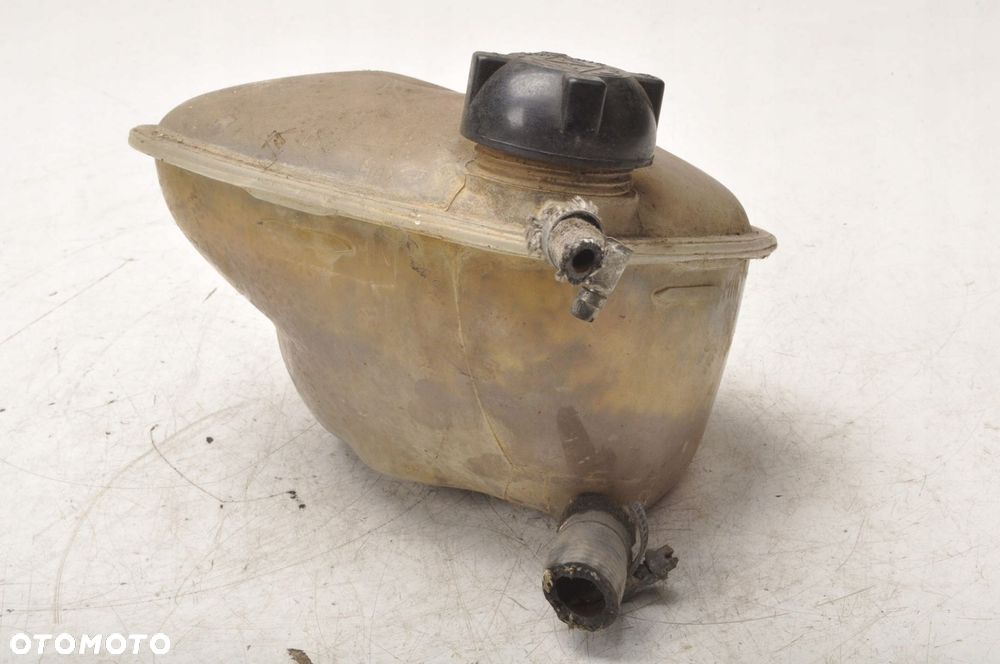 GOLF II MK2 ZBIORNICZEK WYRÓWNAWCZY CZUJNIK - 4