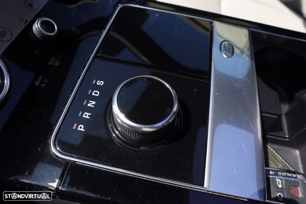 Land Rover Range Rover Velar 3.0 D R-Dynamic HSE - 57