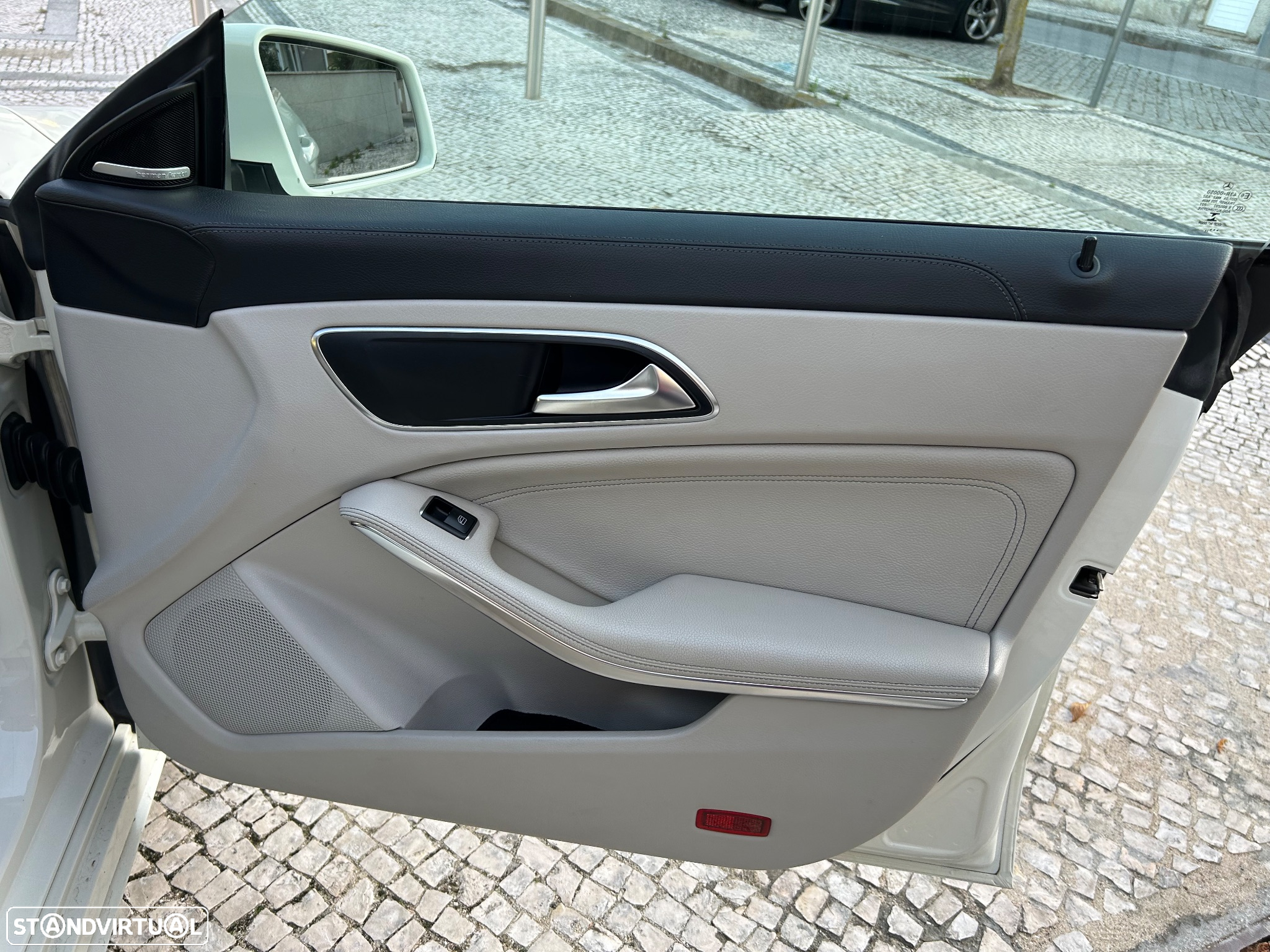 Mercedes-Benz CLA 220 - 8