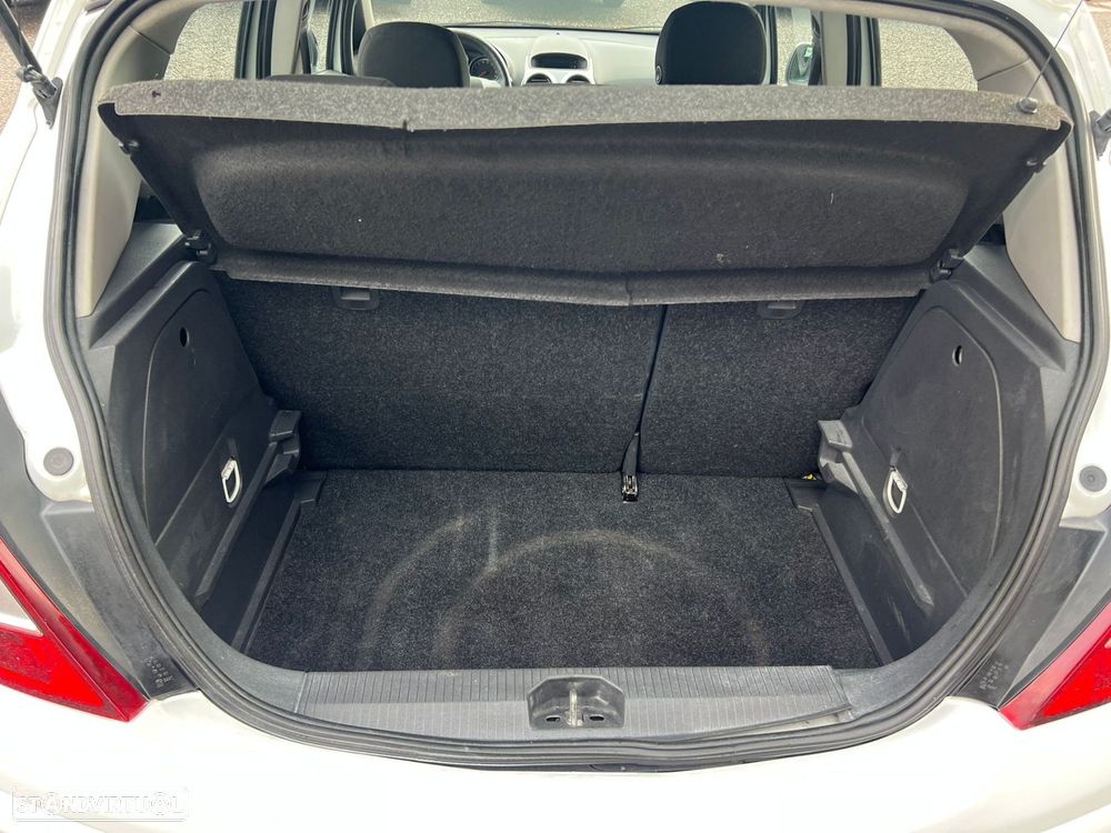 Opel Corsa 1.3 CDTi City - 27