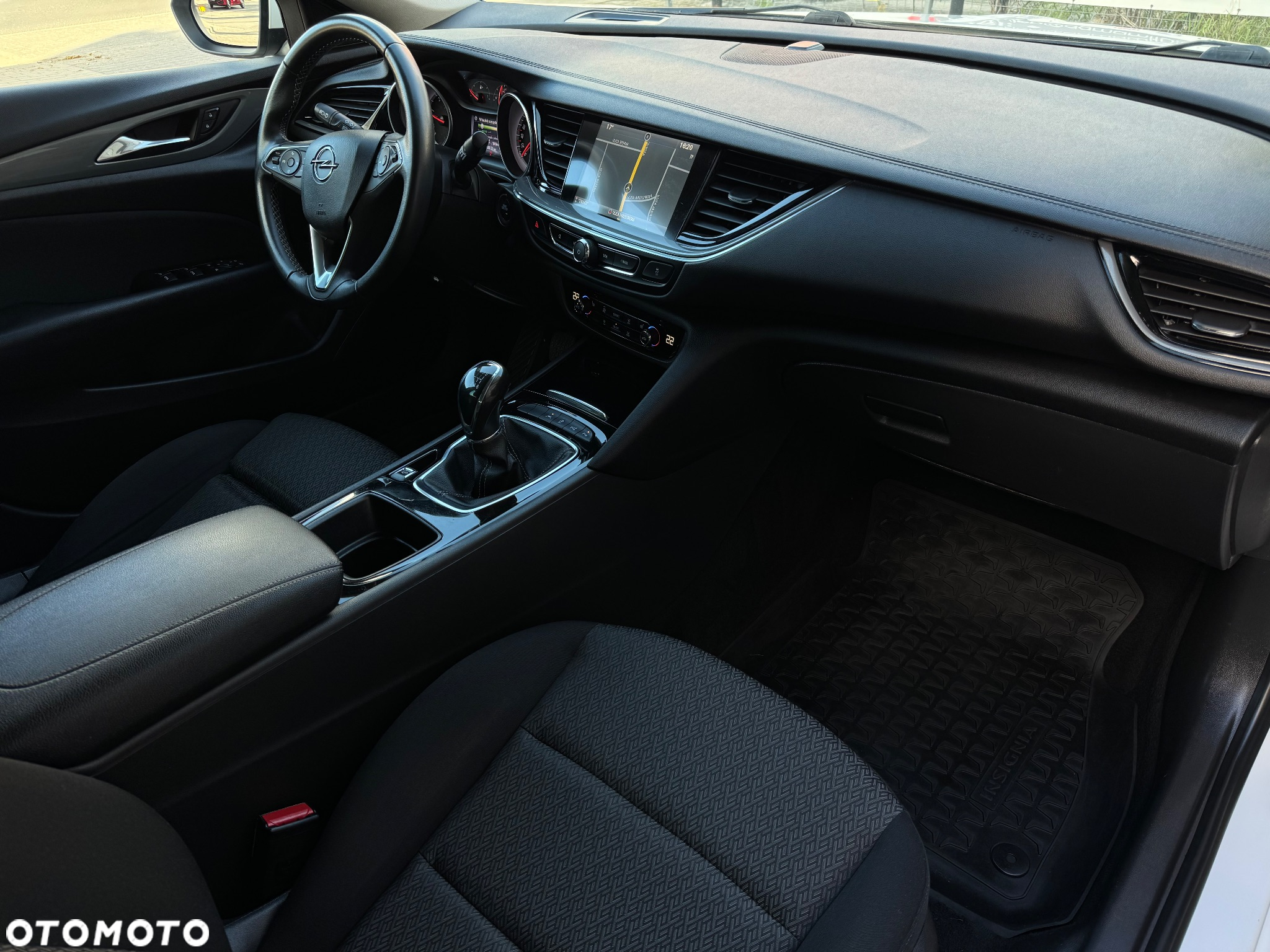 Opel Insignia 2.0 CDTI Exclusive S&S - 18