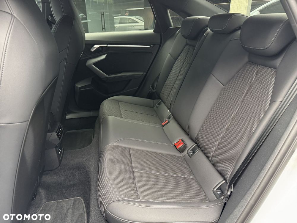 Audi A3 Limousine 35 TFSI mHEV S Line S tronic - 15