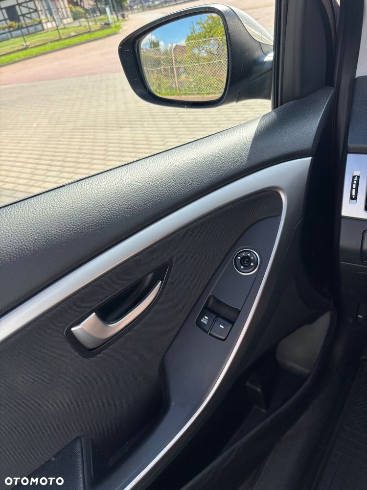 Hyundai i30 - 13