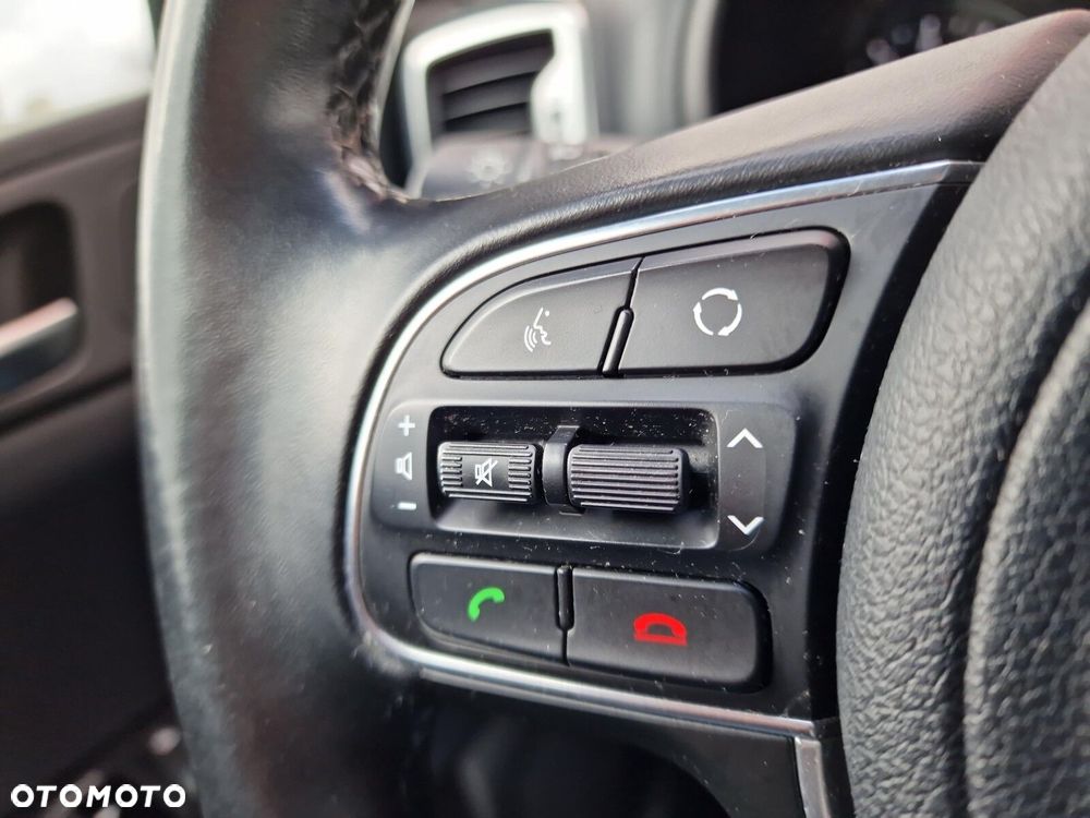 Kia Sportage 1.6 T-GDI L Business Line 4WD DCT - 26