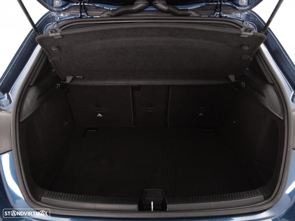 Mercedes-Benz A 180 - 13