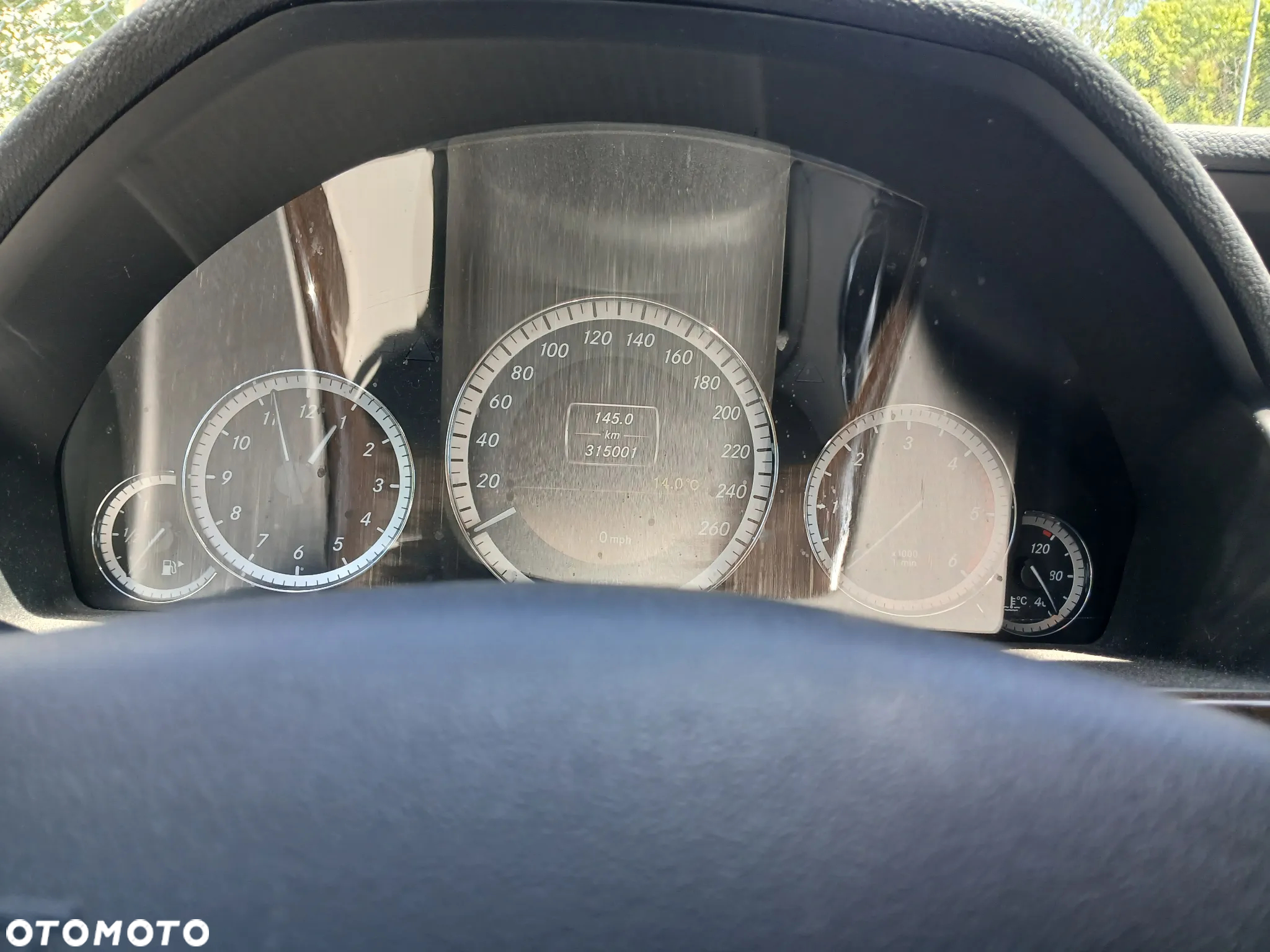 Mercedes-Benz Klasa E 250 CDI BlueEff - 11