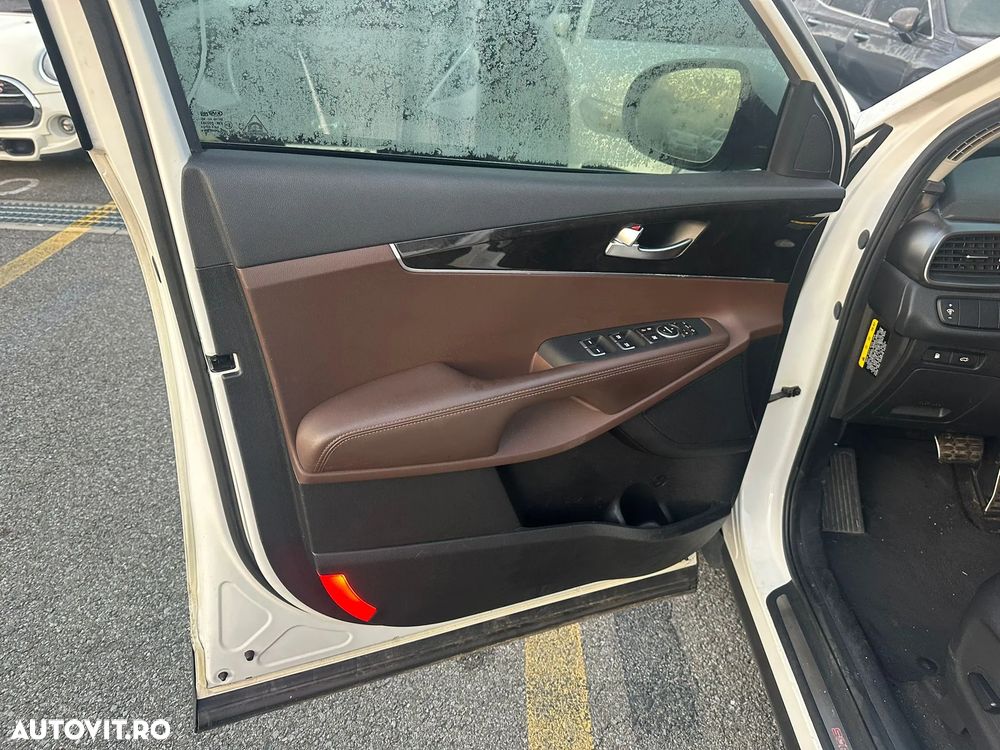 Kia Sorento - 14