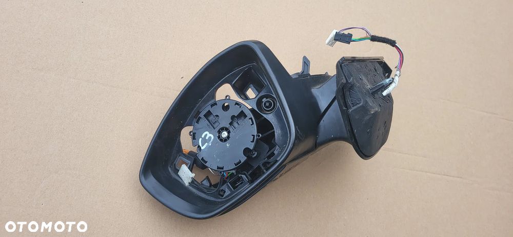 LUSTERKO LEWE CITROEN C3 III 8PIN - 1