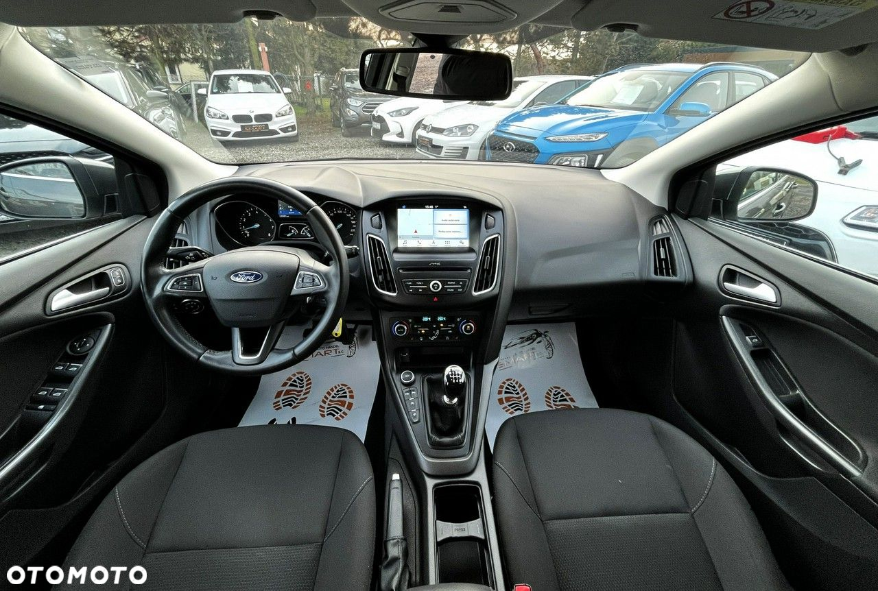 Ford Focus - 16