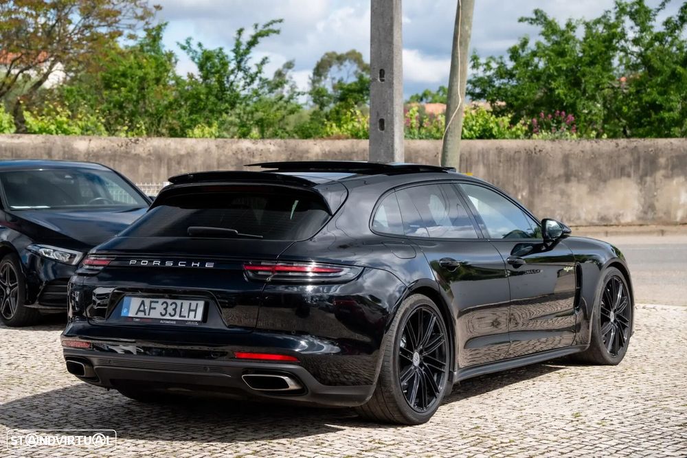 Porsche Panamera Sport Turismo 4 E-Hybrid Platinum Edition - 3