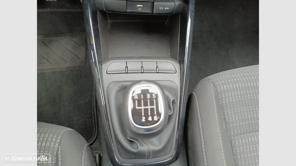 Kia Stonic 1.0 T-GDI Drive - 10