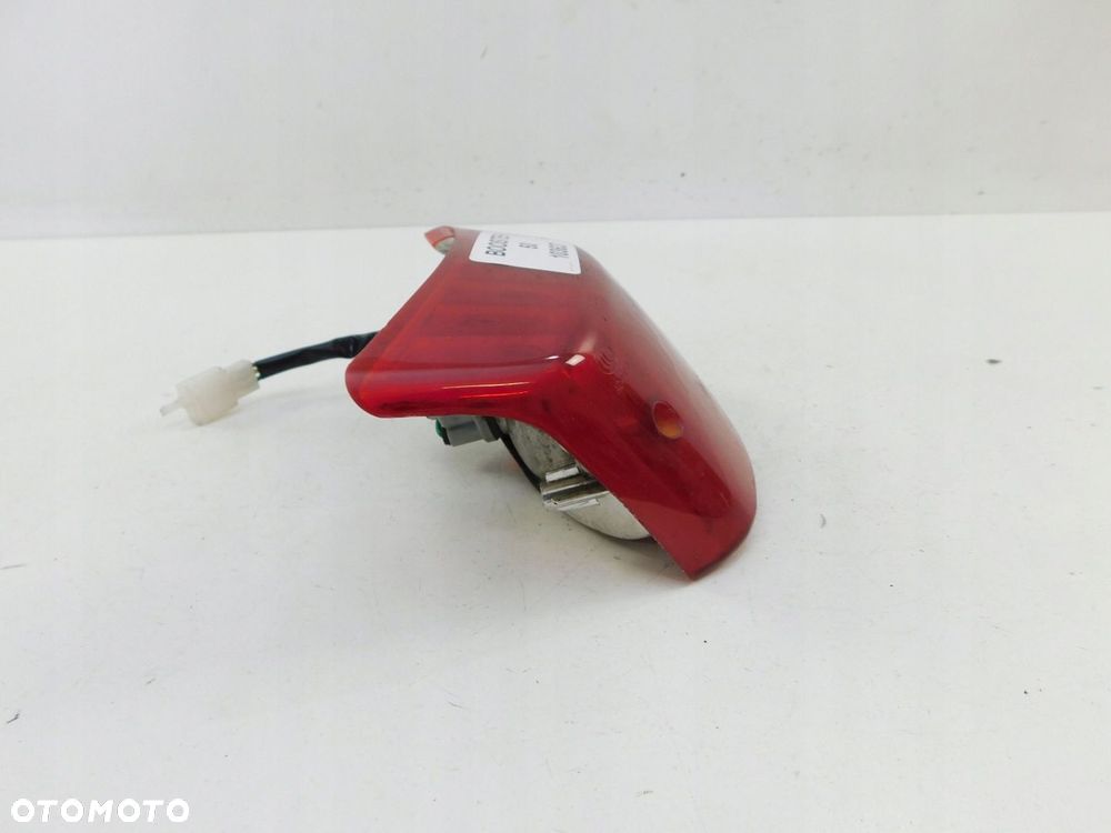 YAMAHA BOOSTER 50 LAMPA TYLNA TYŁ - 3
