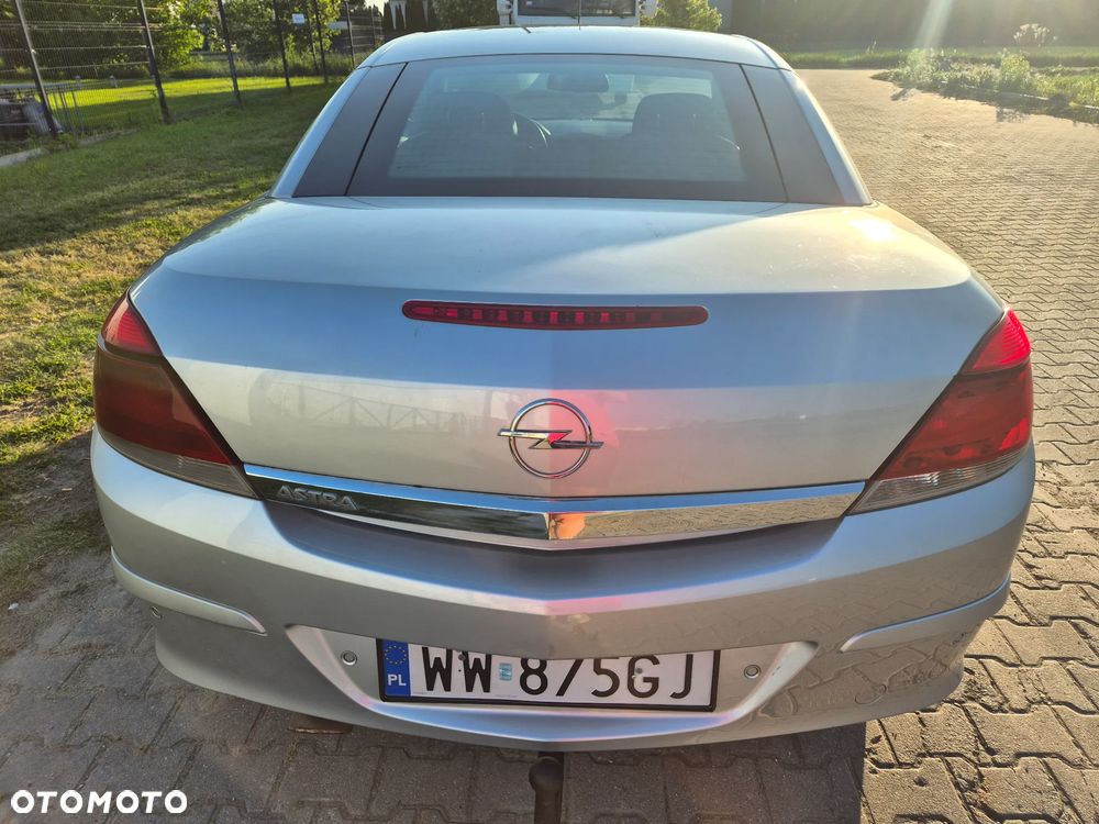 Opel Astra 1.9 CDTI Sport - 24