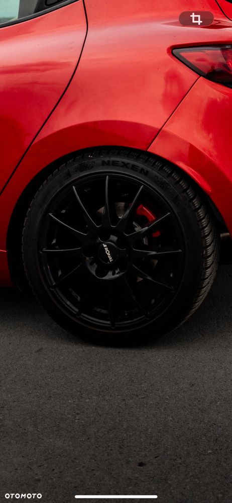 Renault Clio 1.6 R.S 200 EDC - 11