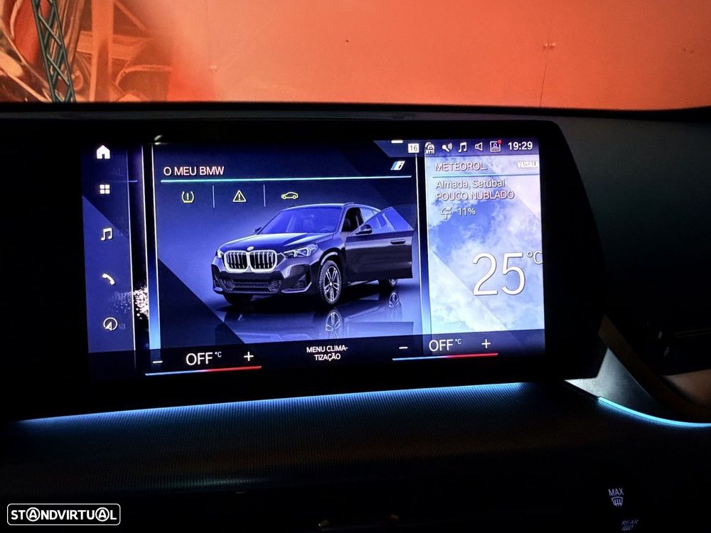 BMW iX1 xDrive30 Pack Desportivo M - 15