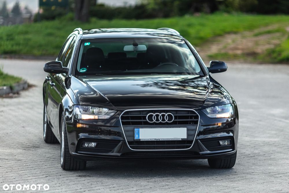 Audi A4 Avant 2.0 TDI DPF Attraction - 5
