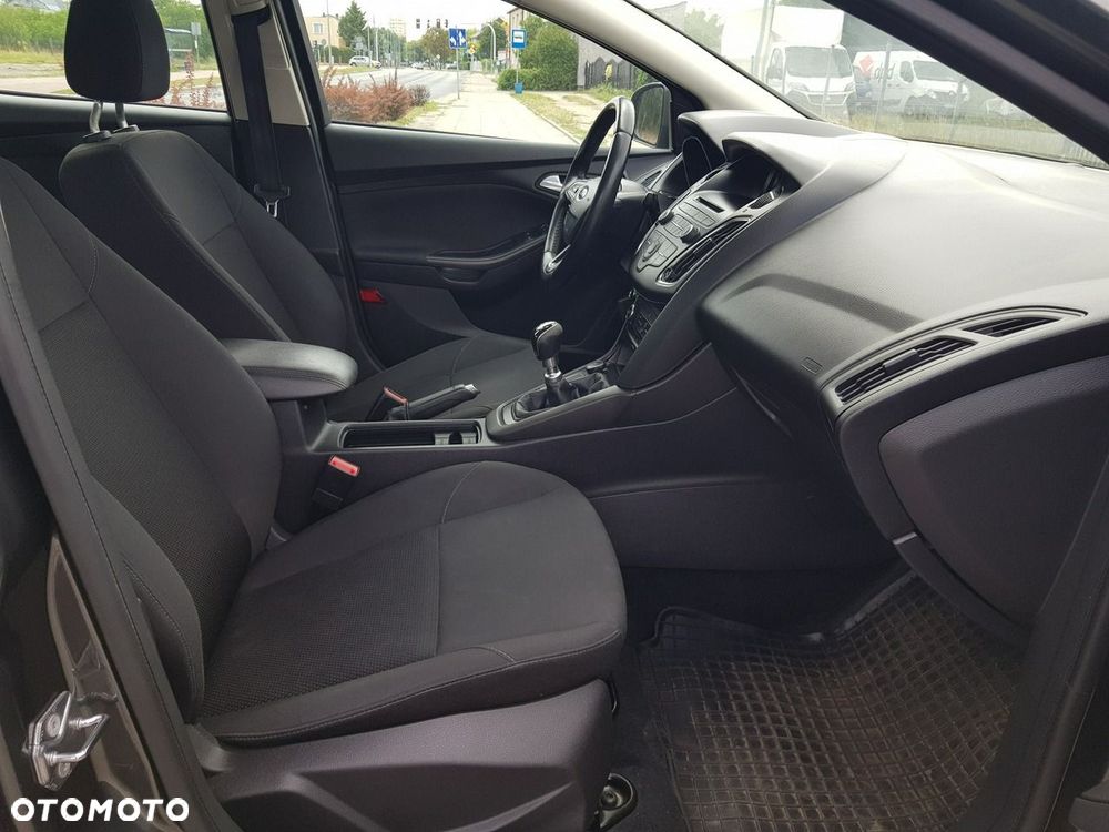 Ford Focus - 16