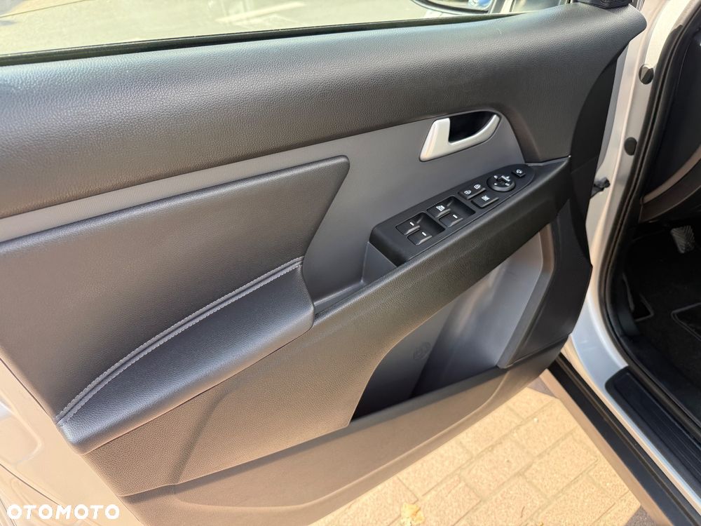 Kia Sportage 1.7 CRDI 2WD Edition 7 - 16