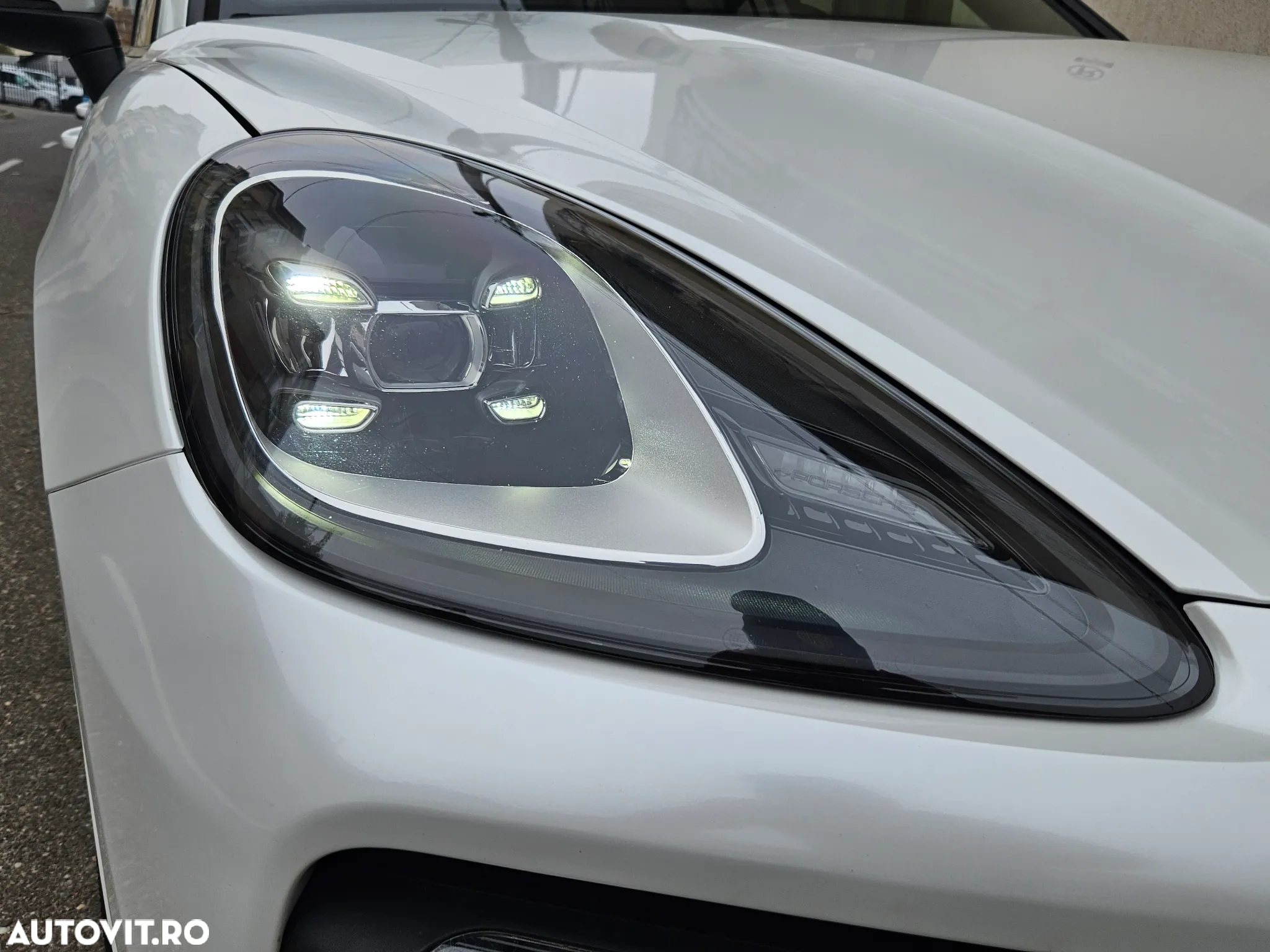 Porsche Cayenne Tiptronic S - 32