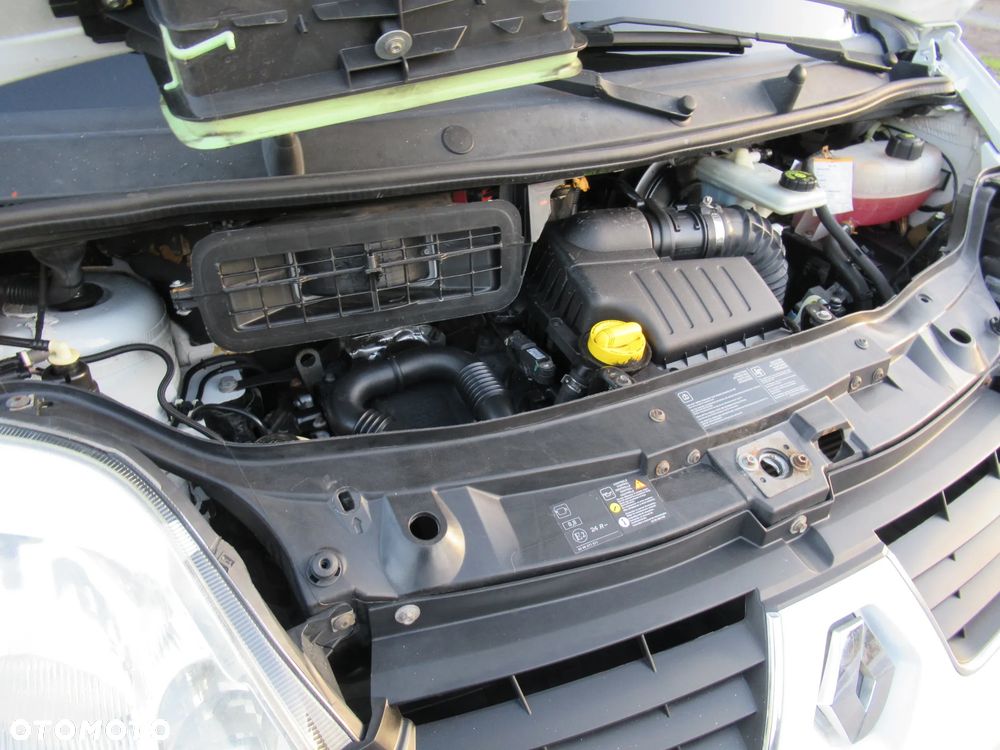 Renault TRAFIC - 15