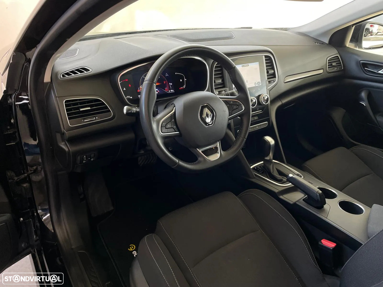 Renault Mégane Sport Tourer 1.5 Blue dCi Techno EDC - 10