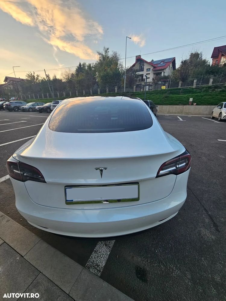 Tesla Model 3 Langstreckenbatterie Allradantrieb Dual Motor - 15