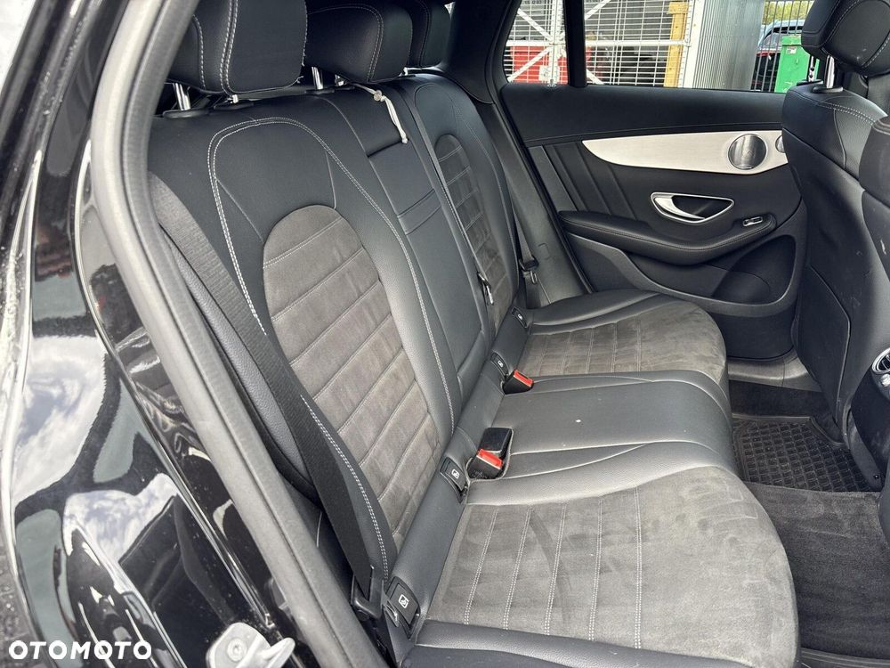 Mercedes-Benz EQC - 21