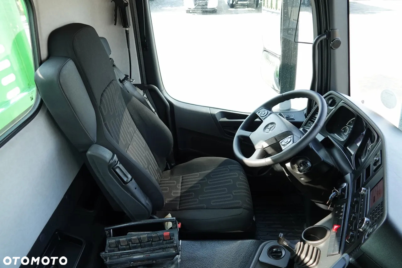 Mercedes-Benz AROCS 2636 / 6x4 / SKRZYNIOWY- 6,5 M / + HDS HIAB 4x wysów: 13 m / EURO 6 / STEROWANIE RADIOWE /OPONY 100 % - 29