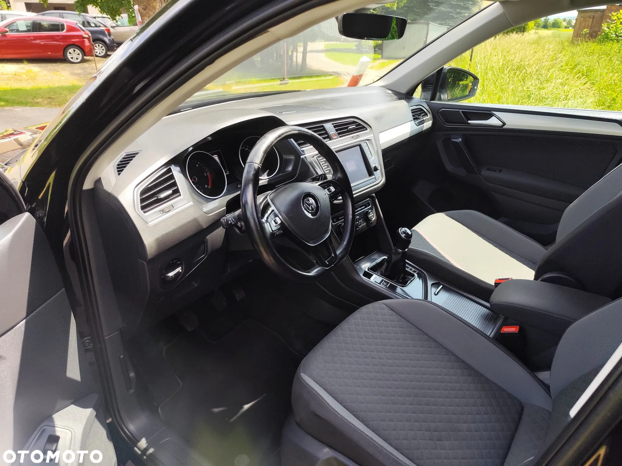 Volkswagen Tiguan 2.0 TDI SCR R-Line - 8