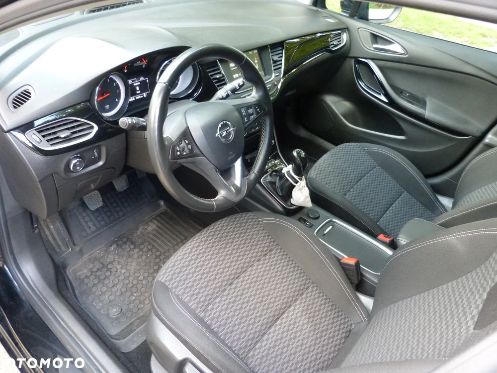 Opel Astra 1.4 T Dynamic - 9