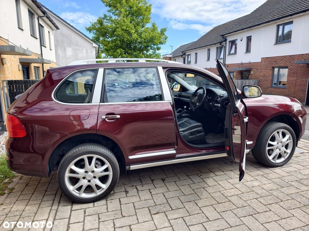 Porsche Cayenne - 5