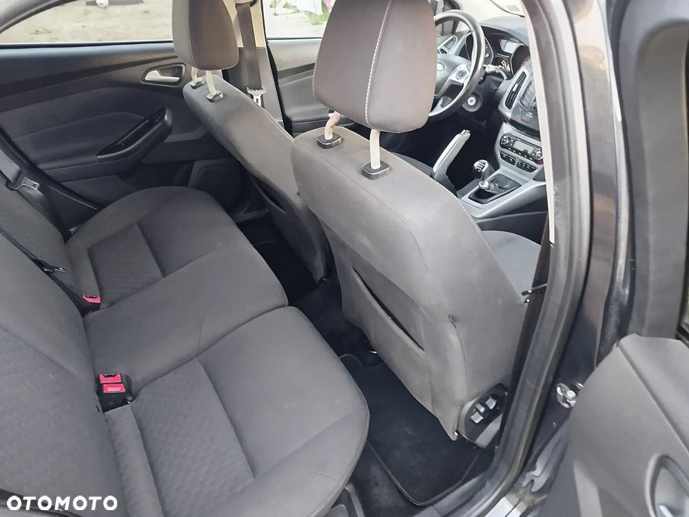 Ford Focus 1.6 TDCi DPF Champions Edition - 21
