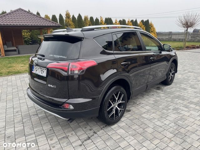 Toyota RAV4 2.0 D-4D Premium 4x2 - 1