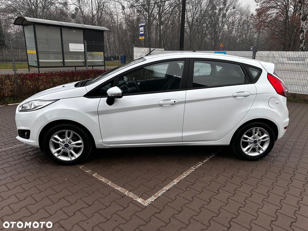 Ford Fiesta 1.25 Celebration - 3