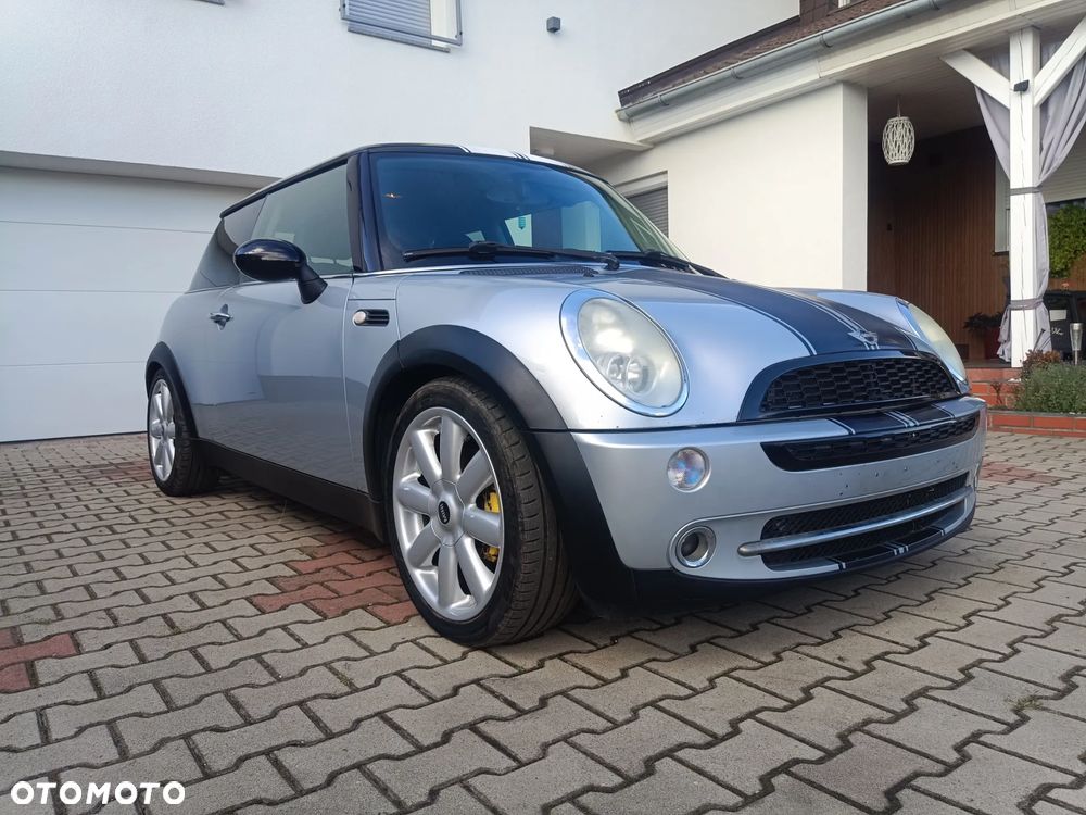 MINI Cooper Standard - 1