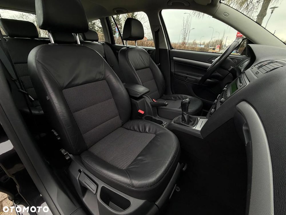 Skoda Octavia 1.8 TSI IMPULS EDITION - 10