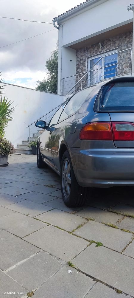 Honda Civic 1.5 LSi 16 V - 8