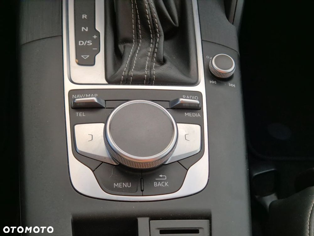 Audi A3 Sportback 2.0 TFSI quattro S tronic sport - 24