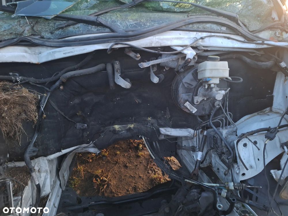 Mercedes-Benz Sprinter - 9