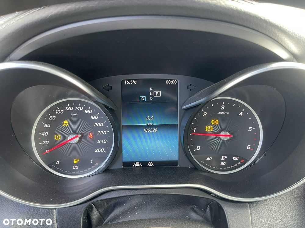 Mercedes-Benz Klasa C 300 d 4Matic 9G-TRONIC Exclusive - 10