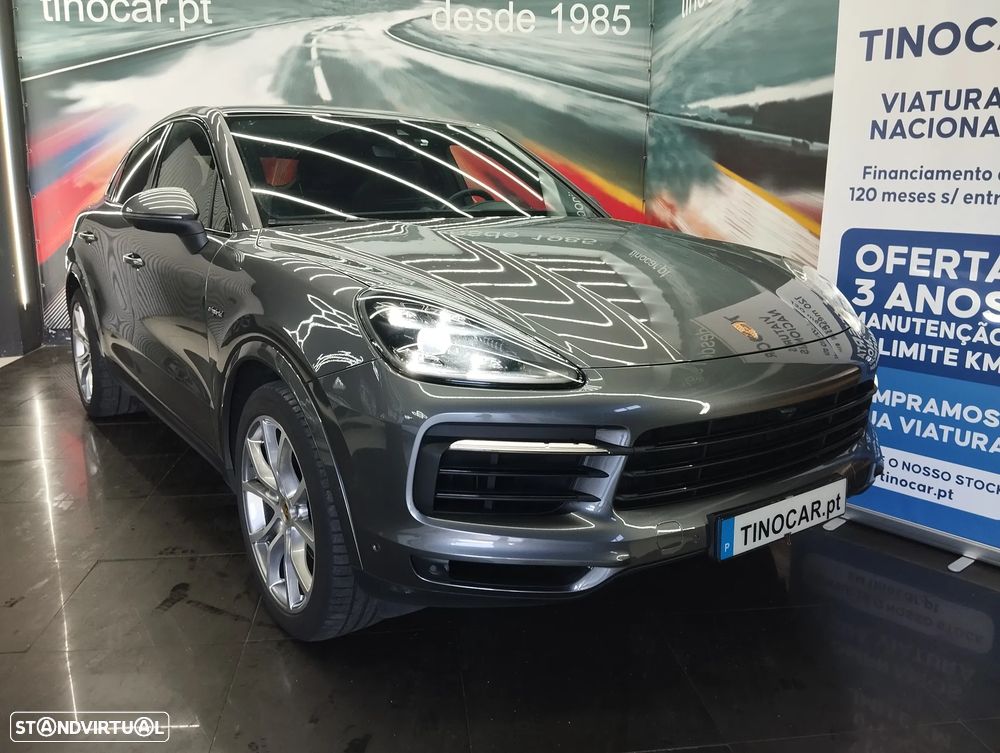 Porsche Cayenne Coupé E-Hybrid - 8